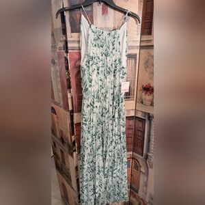 Taylor White and Green Maxi Dress